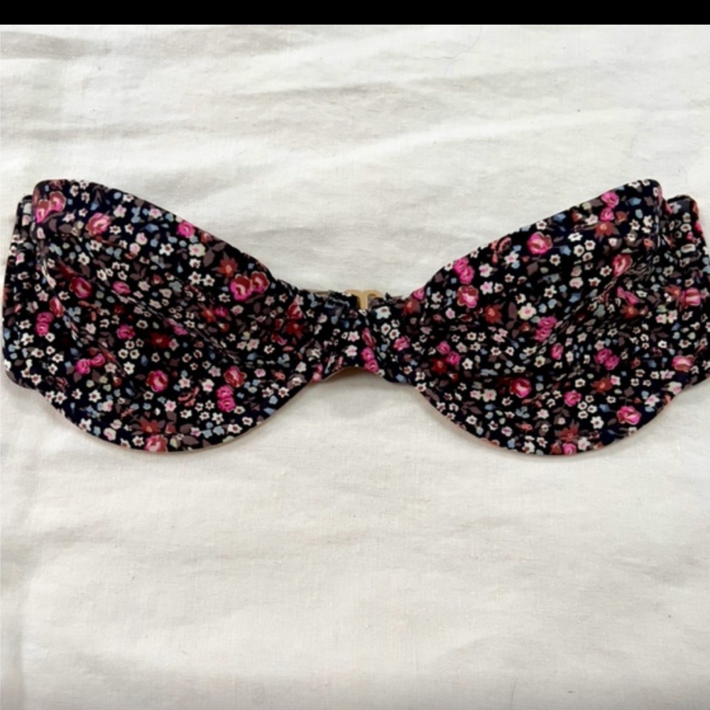 Acacia Swimwear Rose Top Bandeau Small